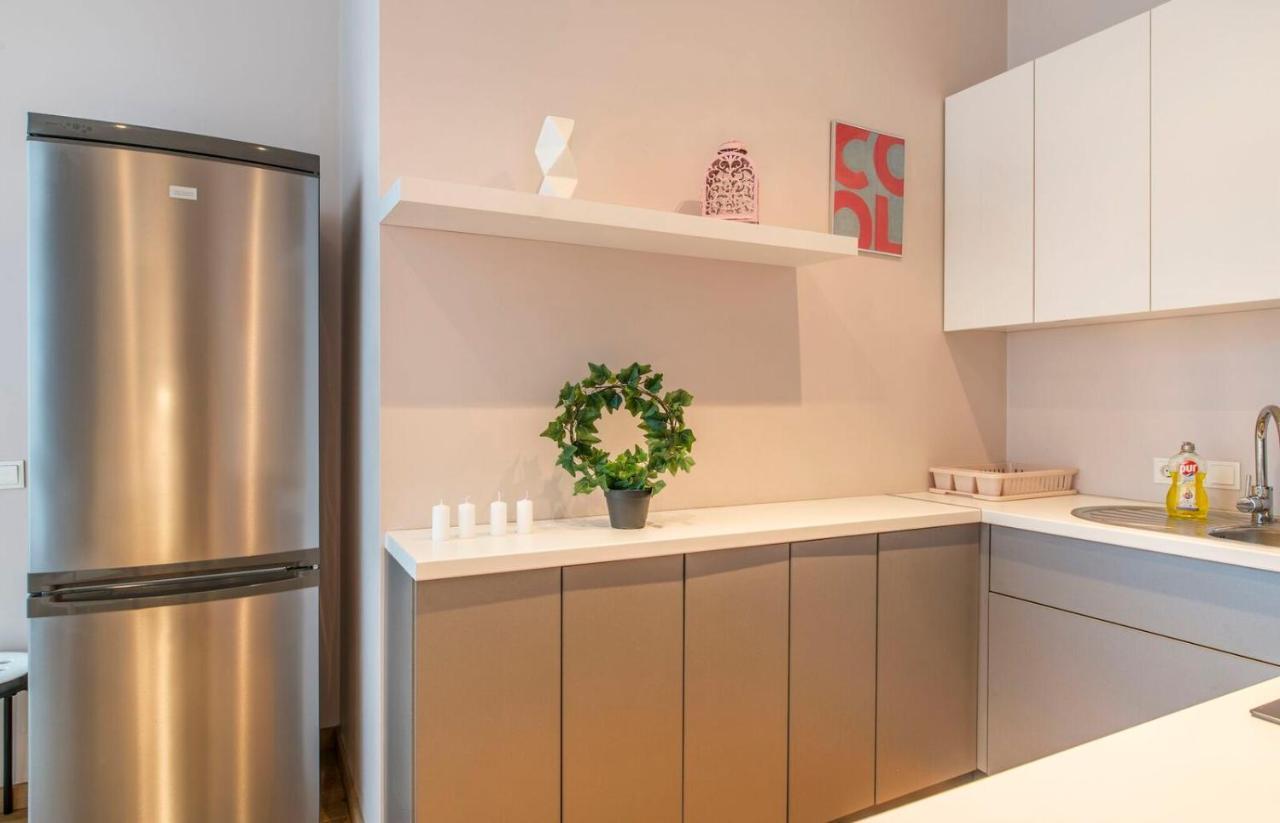 Central 2-Level Penthouse With Terrace And Free Parking Riga Exterior foto