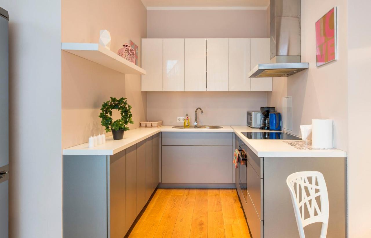 Central 2-Level Penthouse With Terrace And Free Parking Riga Exterior foto