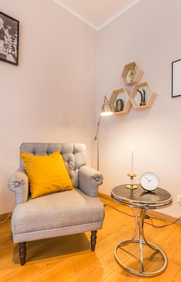 Central 2-Level Penthouse With Terrace And Free Parking Riga Exterior foto