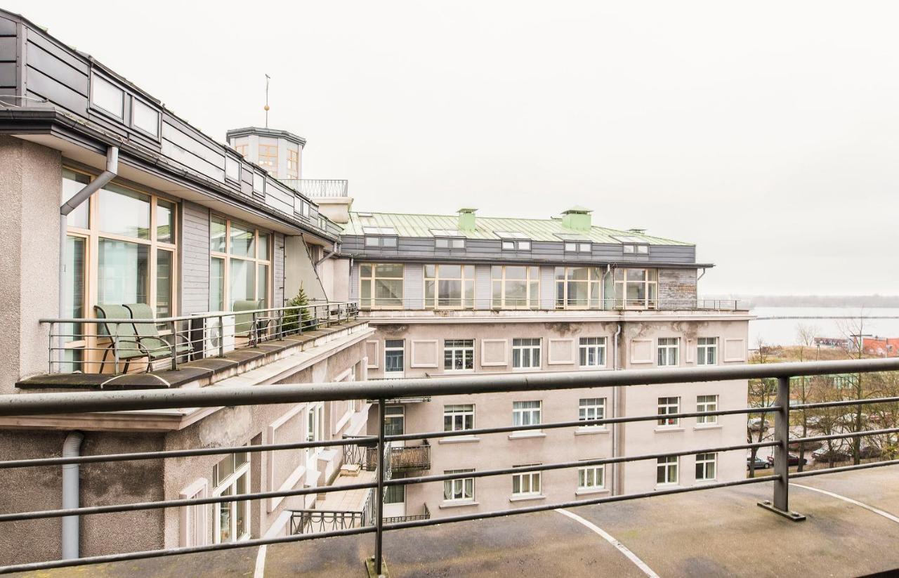 Central 2-Level Penthouse With Terrace And Free Parking Riga Exterior foto